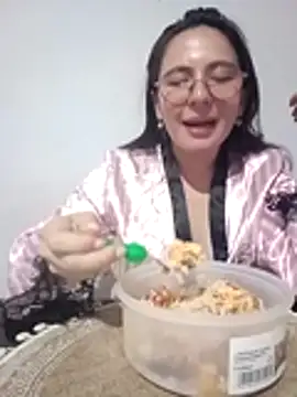 Bella Sumers online show from May 25, 7:24 pm