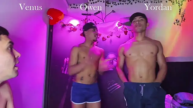 Owen Benkosky online show from November 29, 3:43 am