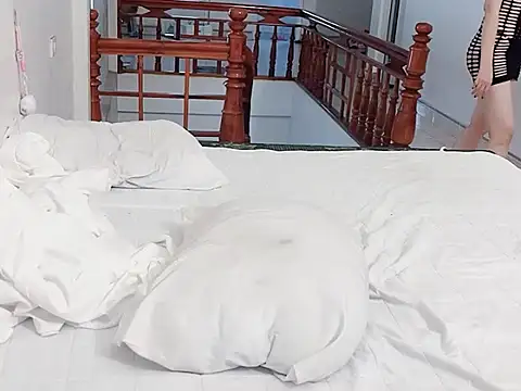 JunCii online show from October 13, 1:19 am