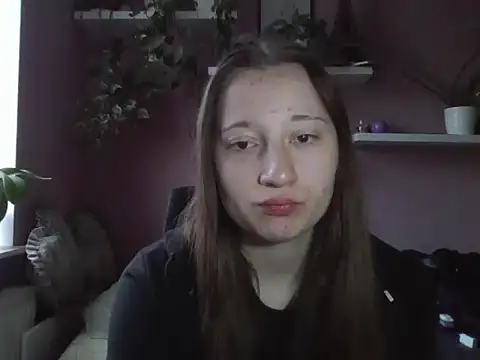 Snapshot of LindaPretty chatting on September 29, 6:18 am LindaPretty online show from September 29, 6:18 am