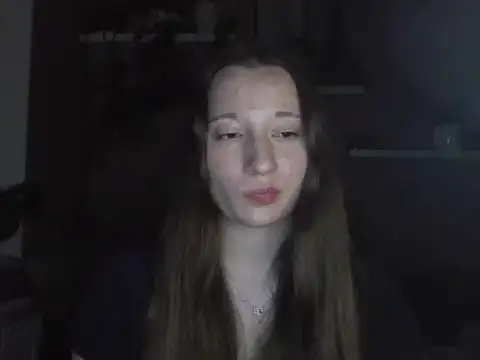 Snapshot of LindaPretty chatting on October 6, 8:24 pm LindaPretty online show from October 6, 8:24 pm