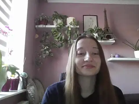 Snapshot of LindaPretty chatting on September 9, 6:13 am LindaPretty online show from September 9, 6:13 am