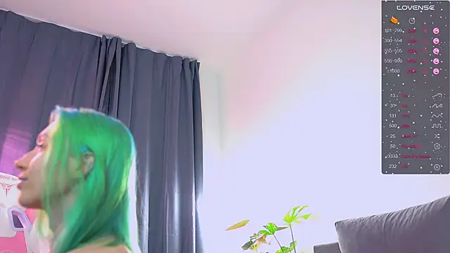 shy or horny online show from October 4, 6:12 pm