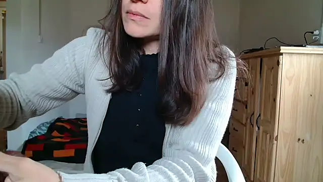 Missforever online show from May 9, 4:42 pm