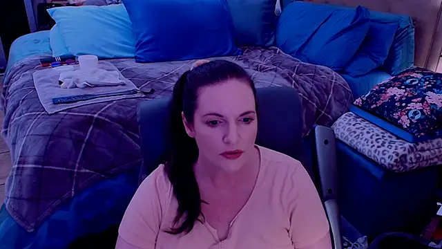 ninajaymes online show from May 7, 10:24 pm