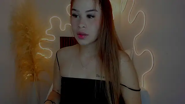 Valeria444 online show from October 1, 12:54 pm