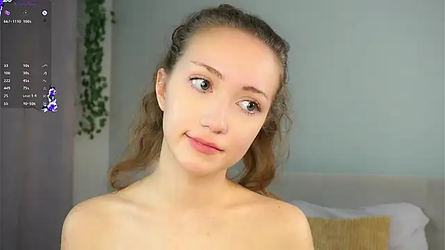 ZeniaBolich online show from November 3, 11:09 pm