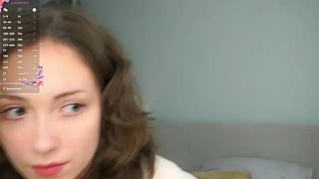 ZeniaBolich online show from November 7, 9:53 pm