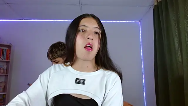 Snapshot of Lucy_y_Jacob chatting on September 29, 10:26 pm Lucy y Jacob online show from September 29, 10:26 pm