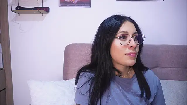 SophiieCumsx online show from January 7, 11:41 pm