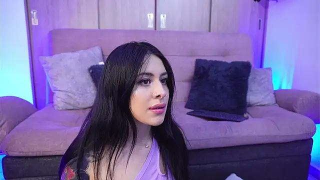 SophiieCumsx online show from May 20, 4:09 am