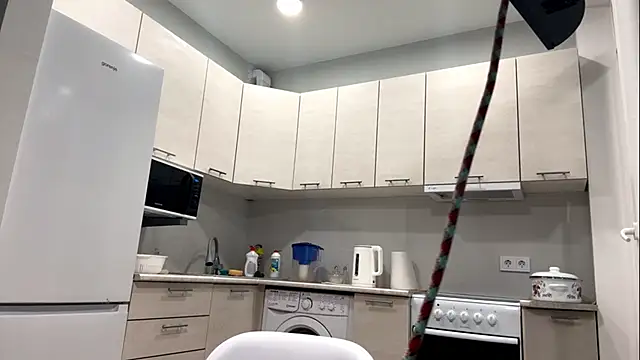 Denni Spilber online show from October 12, 6:21 pm