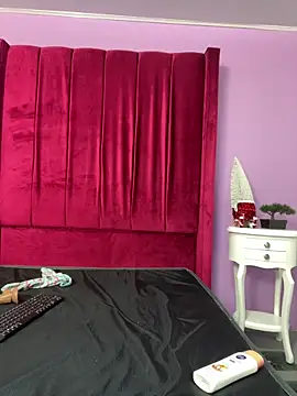 MarianRosse online show from December 4, 9:15 pm