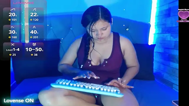 Yesamin Stone18 online show from May 25, 12:26 pm