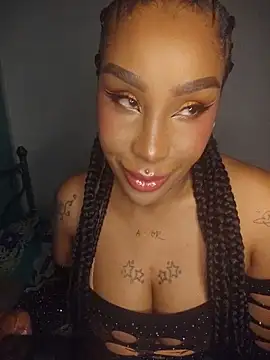 Queen Amara online show from May 27, 4:31 am