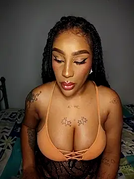 Queen Amara online show from May 7, 3:55 am