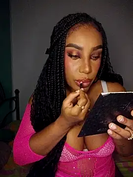Queen Amara online show from May 12, 3:59 am