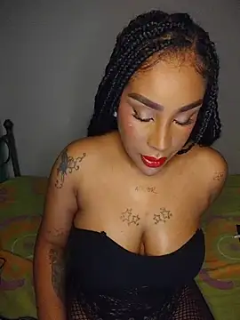 Queen Amara online show from May 13, 4:07 am