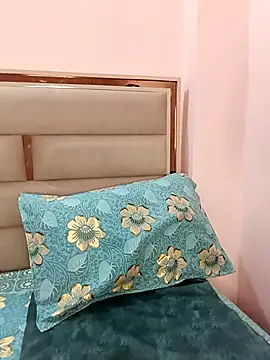 Cute Jasmin  online show from October 28, 8:31 am