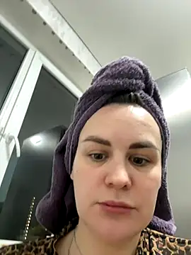 Risky-Flower online show from October 11, 6:10 pm