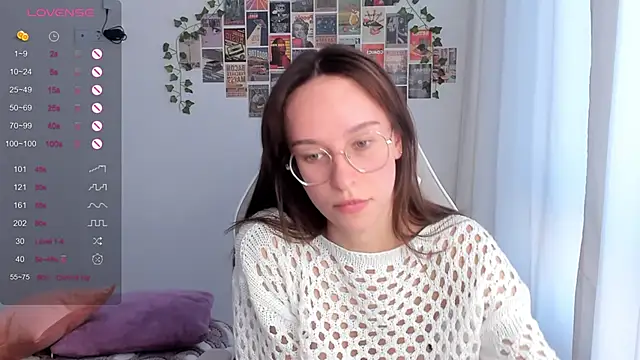  Alissaa online show from October 6, 1:28 pm