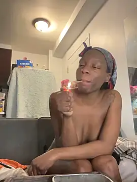 littyleesh1 online show from February 22, 10:54 pm