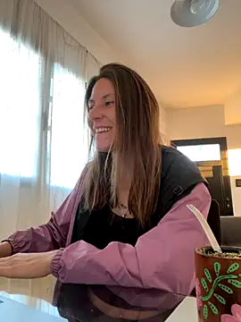 misspiecitos online show from September 28, 9:53 pm