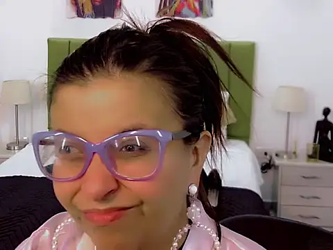 Amber Rouge  online show from November 4, 12:43 pm