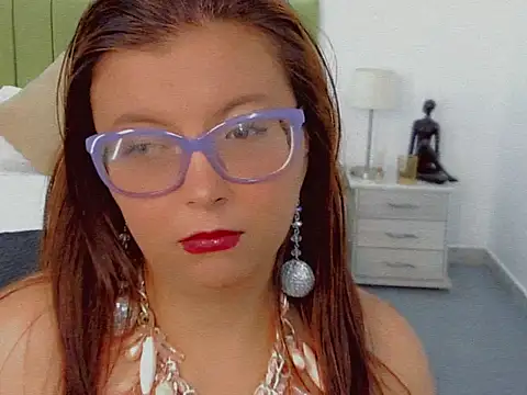 Amber Rouge  online show from November 10, 12:44 pm