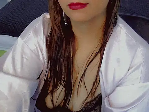 Amber Rouge  online show from November 2, 12:41 pm