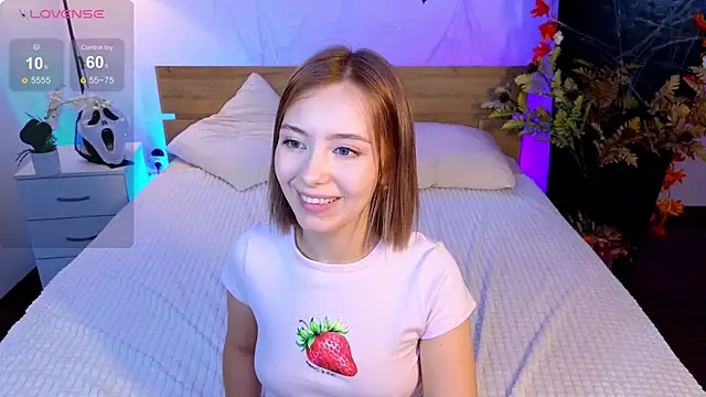 LumMina online show from October 18, 1:36 pm