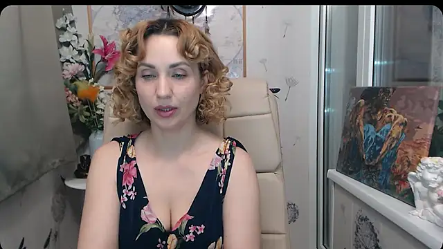 KatrinAlluring online show from February 21, 4:46 am