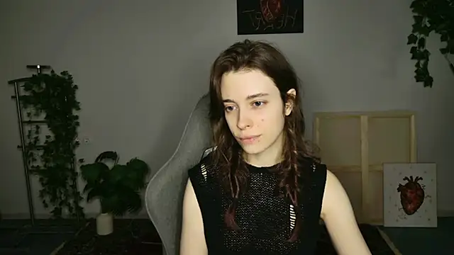 Yoka paradoXXX online show from November 5, 5:12 am