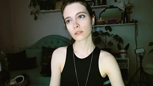 Yoka paradoXXX online show from May 25, 3:44 pm