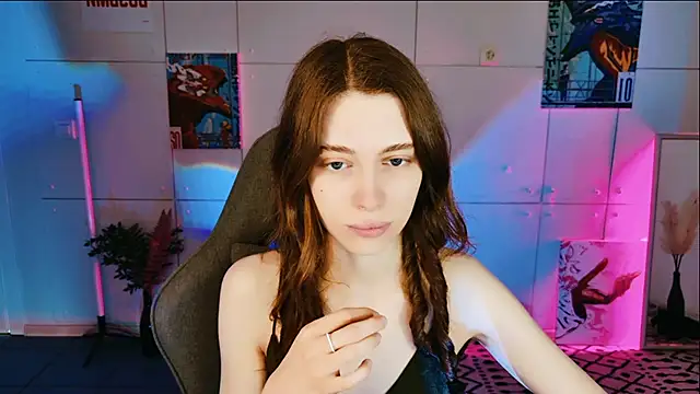 Yoka paradoXXX online show from April 7, 9:22 am