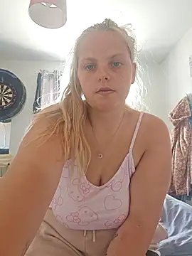 Dolliejayxx online show from September 19, 10:25 am