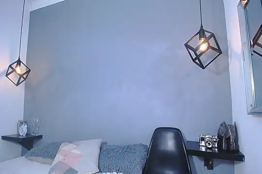 Luciana Graay online show from November 11, 1:30 pm