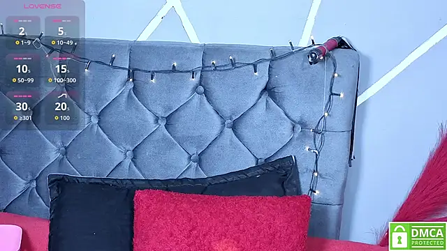 Emily Caprile online show from November 6, 1:22 am