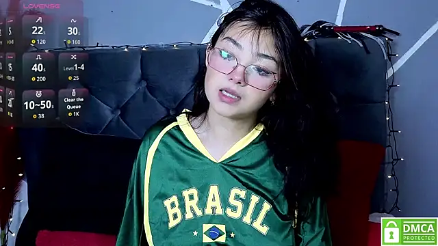 Emily Caprile online show from November 12, 12:41 am