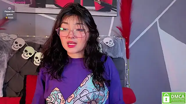 Emily Caprile online show from October 10, 12:04 am