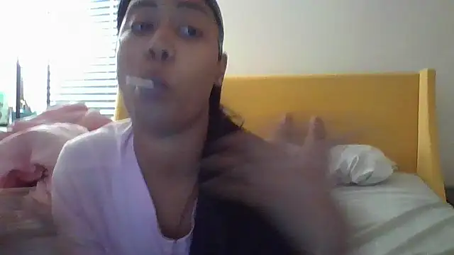 Snapshot of jottijade chatting on October 4, 6:41 am jottijade online show from October 4, 6:41 am