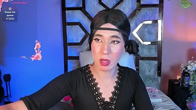 Electra Gosselin online show from May 16, 1:30 am