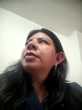 kinky momm online show from October 9, 6:45 pm