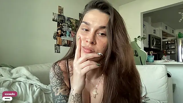 ezuswalks online show from September 18, 10:19 pm