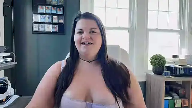 PlayWithBrittany online show from November 20, 3:57 pm