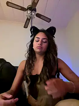 Jennyzinha00 online show from September 23, 2:32 am