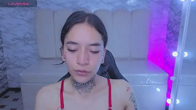 kataleya t online show from November 19, 3:28 am