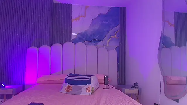abbyrouss  online show from May 7, 3:55 am