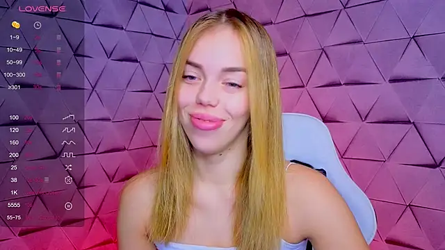 SofieSin online show from October 4, 1:22 am