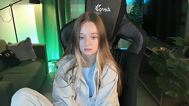 AleksaNight online show from September 28, 6:09 am